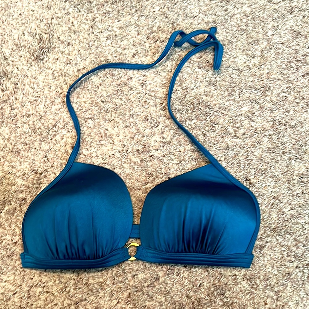 Nwot Venus bathing suit top. Size says DDD CUP